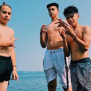 Meet your Posher, Sammy